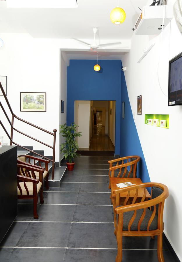 Puthens Clifton Inn 戈德亚姆 外观 照片